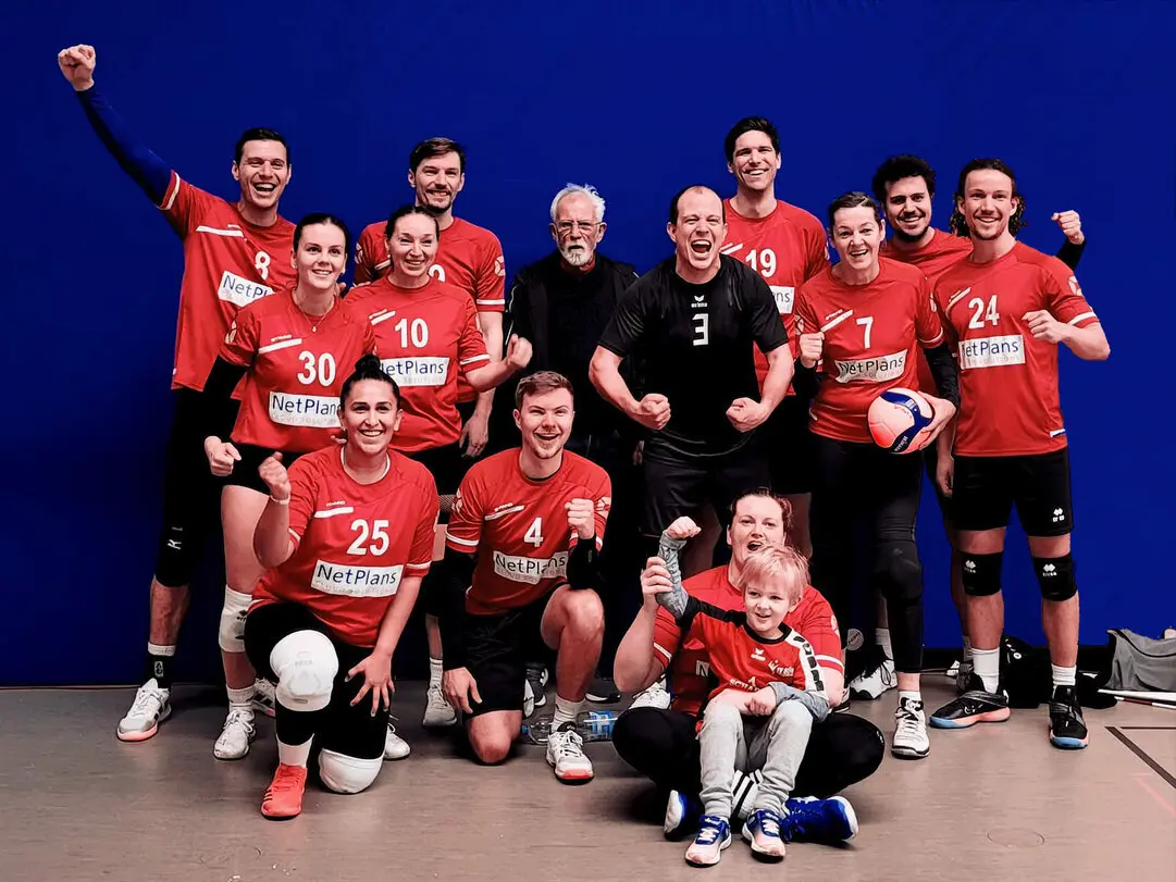 SC Baden-Baden Mixed Volleyball 2. Platz beim 30. BFS Cup 2024 2. Platz beim 30. BFS Cup 2024 SC Baden-Baden Mixed Volleyball