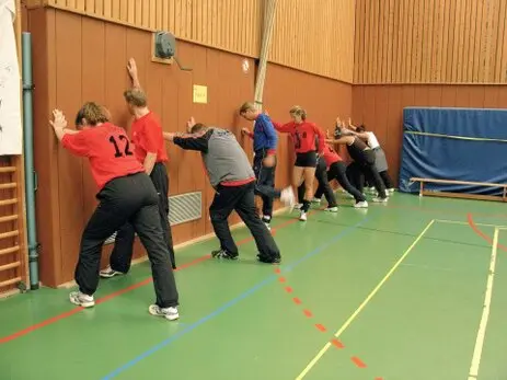 1500-SC-Baden-Baden-Mixed-Volleyball-Schraege-Seite-Feld zu klein Wand verschieben.jpg