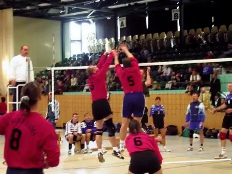 2002-SC-Baden-Baden-Mixed-Volleyball-DM-Block.jpg